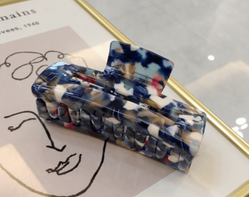 Handmade Resin Hair Claw Clip 8 cm (Color: Blue, size: 8cm)